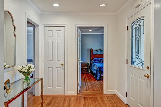 443 4th Avenue, Redwood City, CA 94063