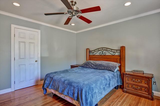 443 4th Avenue, Redwood City, CA 94063