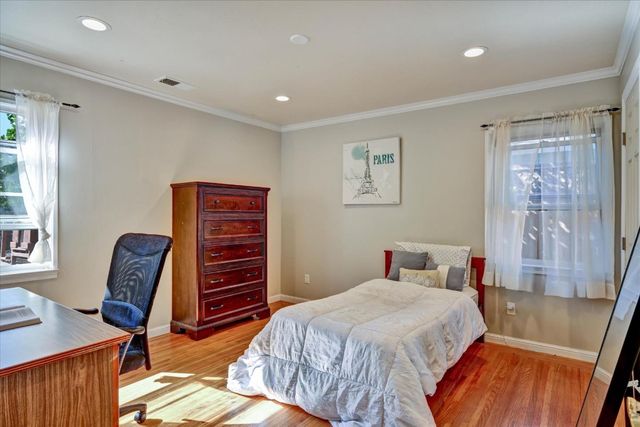 443 4th Avenue, Redwood City, CA 94063