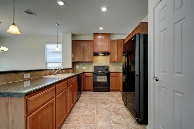 7112 Ondantra BND, Austin, TX 78744