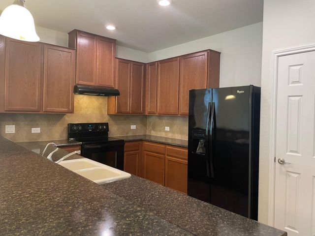 7112 Ondantra BND, Austin, TX 78744