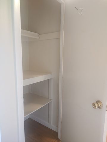 105 Oak Lane 9, Brockton, MA 02301