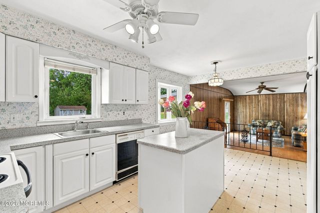 50 Nottingham Way, Freehold, NJ 07728