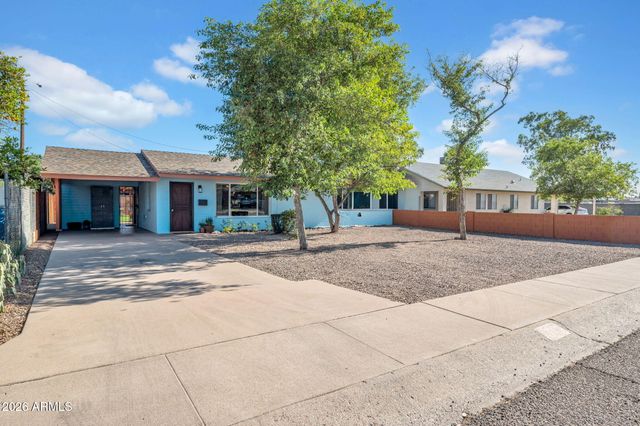 413 W CARON Street W, Phoenix, AZ 85021