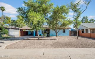413 W CARON Street W, Phoenix, AZ 85021