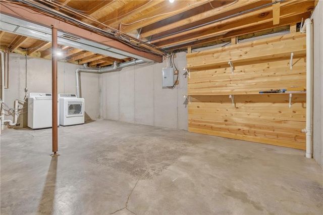 9621 NW 86th Terrace, Kansas City, MO 64153