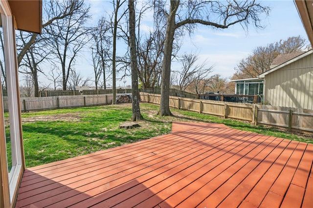 9621 NW 86th Terrace, Kansas City, MO 64153