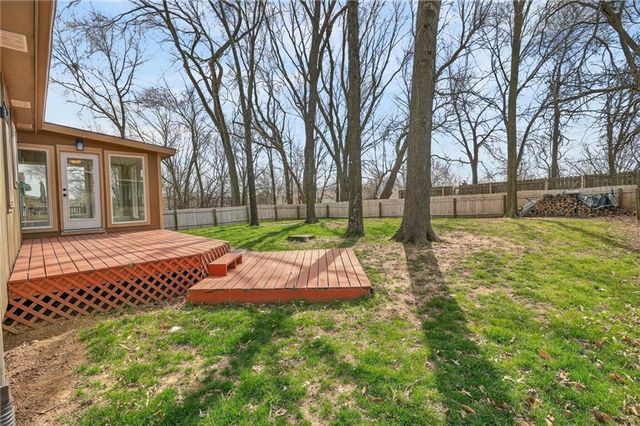 9621 NW 86th Terrace, Kansas City, MO 64153