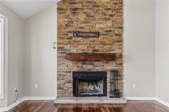 9621 NW 86th Terrace, Kansas City, MO 64153