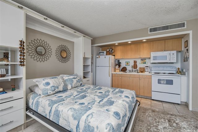 84-710 Kili Drive C1612, Waianae, HI 96792