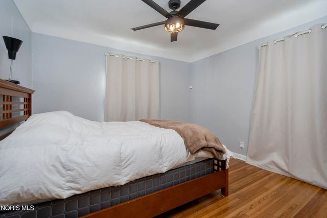 923 Mackow Drive, Toledo, OH 43607