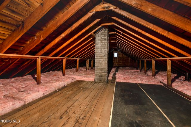 923 Mackow Drive, Toledo, OH 43607