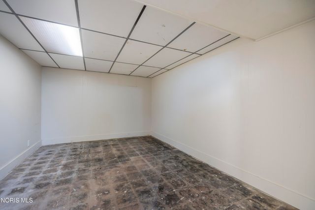 923 Mackow Drive, Toledo, OH 43607