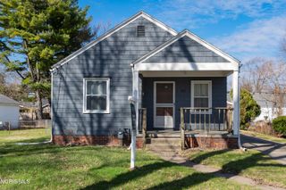 923 Mackow Drive, Toledo, OH 43607