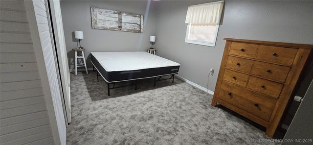 E 57th Street, Kansas, OK 74347