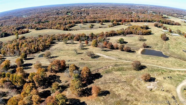 E 57th Street, Kansas, OK 74347