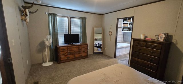 E 57th Street, Kansas, OK 74347