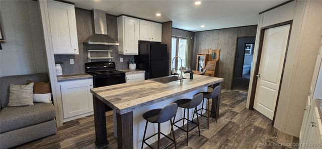 E 57th Street, Kansas, OK 74347