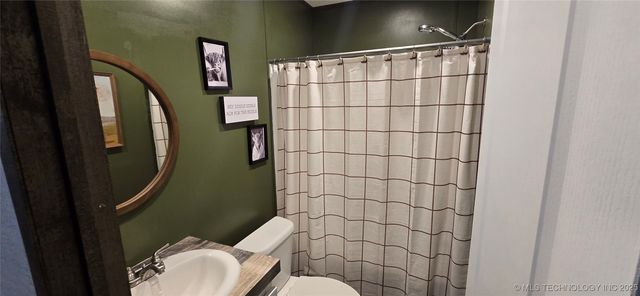 E 57th Street, Kansas, OK 74347