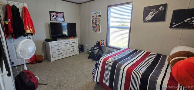 E 57th Street, Kansas, OK 74347