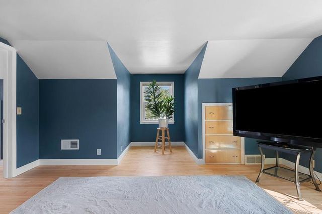 401 E 15TH STREET, Kaukauna, WI 54130