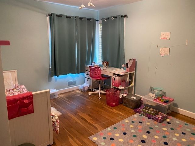 80 Woodcliff, Brookline, MA 02467