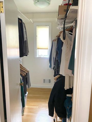 80 Woodcliff, Brookline, MA 02467