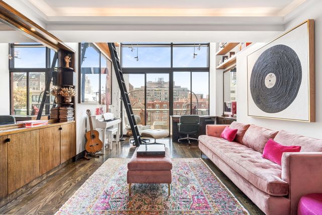 22 W 15th St Apt 5H, New York City, NY 10011