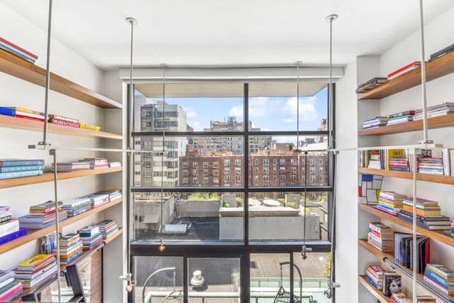 22 W 15th St Apt 5H, New York City, NY 10011