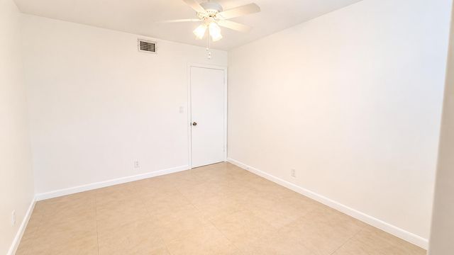 115 Lake Emerald Drive 210, Oakland Park, FL 33309