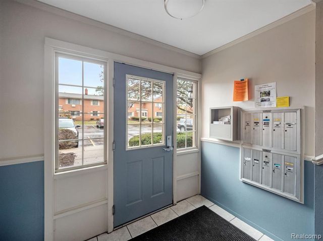 805 Plate Street 206, Rochester, MI 48307