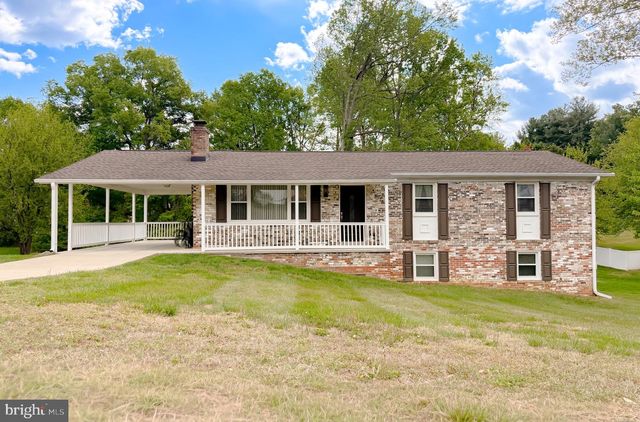 8525 CARDINAL LN, White Plains, MD 20695