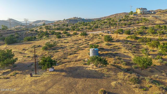 6780 Hubbard Road, Acton, CA 93510