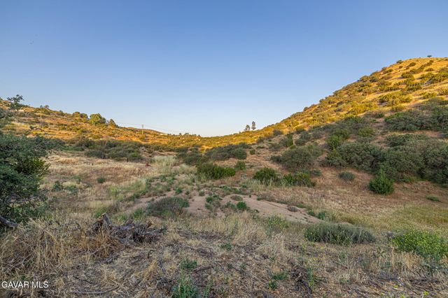 6780 Hubbard Road, Acton, CA 93510