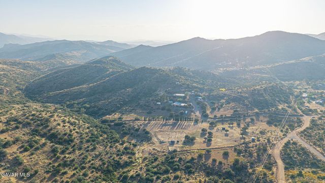 6780 Hubbard Road, Acton, CA 93510