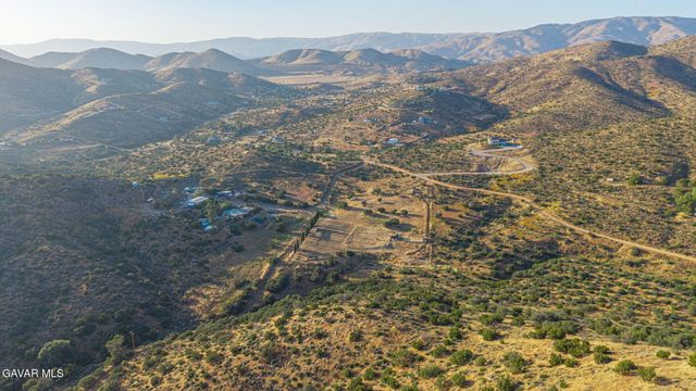 6780 Hubbard Road, Acton, CA 93510
