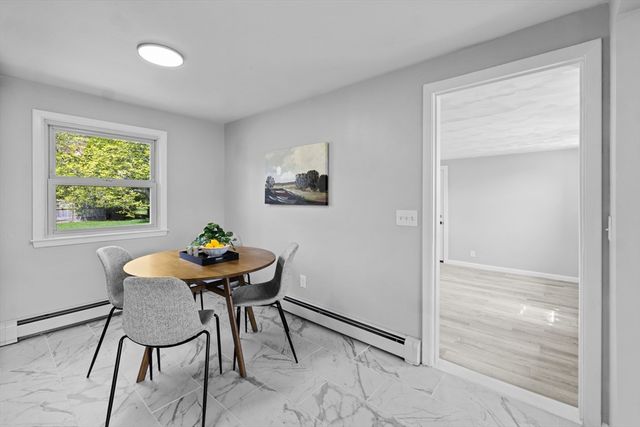 42 Tee Jay Dr, Seekonk, MA 02771