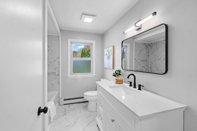 42 Tee Jay Dr, Seekonk, MA 02771