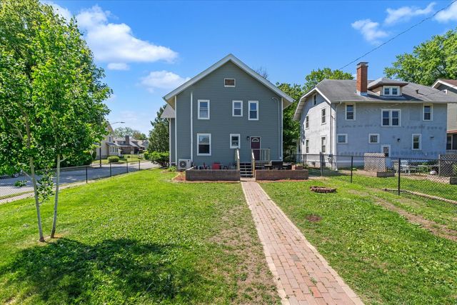 416 E Rusholme Street, Davenport, IA 52803