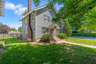 416 E Rusholme Street, Davenport, IA 52803