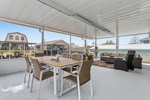 842 Deer Drive, Bay Saint Louis, MS 39520