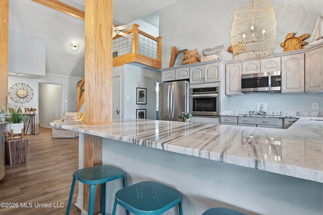 842 Deer Drive, Bay Saint Louis, MS 39520