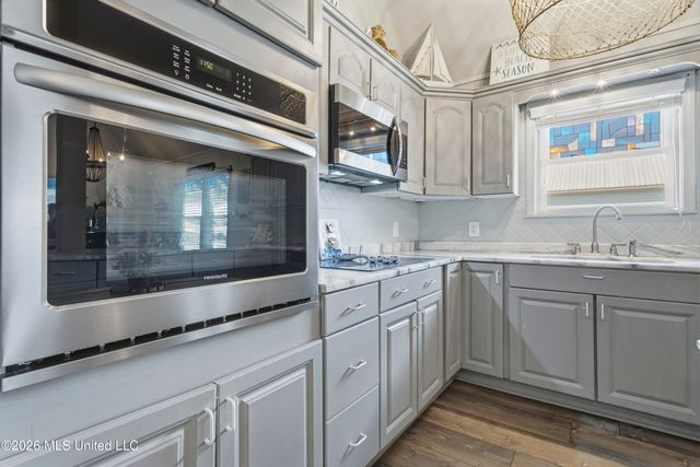 842 Deer Drive, Bay Saint Louis, MS 39520