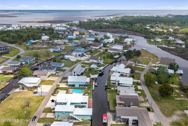 842 Deer Drive, Bay Saint Louis, MS 39520