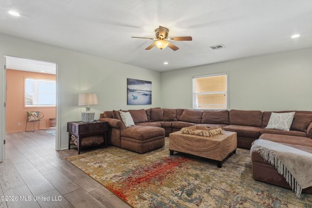 842 Deer Drive, Bay Saint Louis, MS 39520