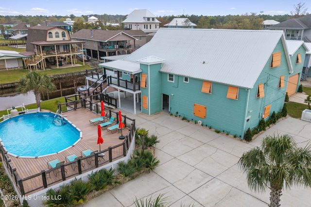 842 Deer Drive, Bay Saint Louis, MS 39520