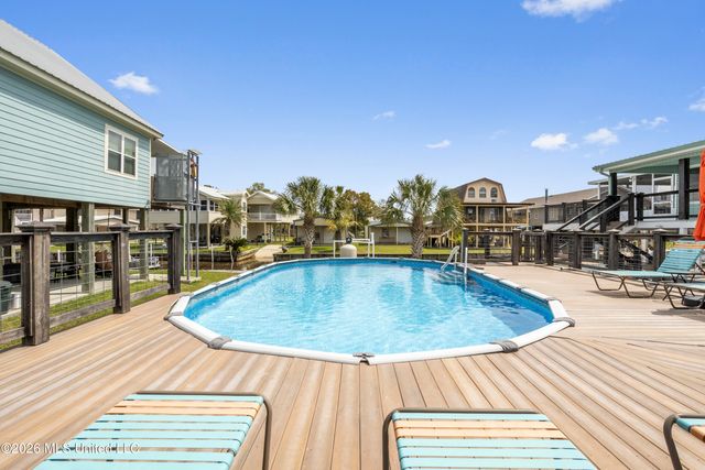 842 Deer Drive, Bay Saint Louis, MS 39520