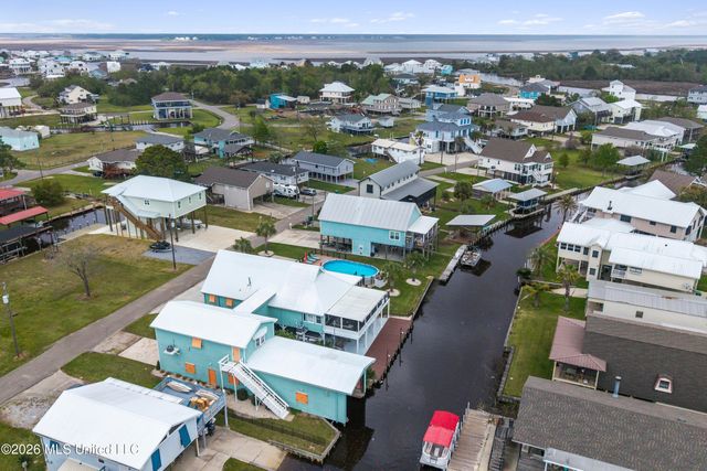 842 Deer Drive, Bay Saint Louis, MS 39520