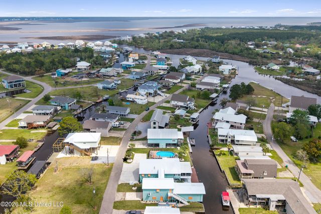 842 Deer Drive, Bay Saint Louis, MS 39520