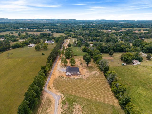 165 Bellwood Rd, Lebanon, TN 37087